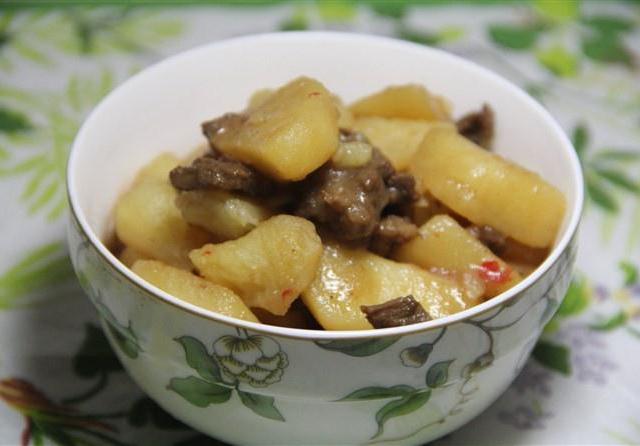 绝密土豆炖牛肉的做法