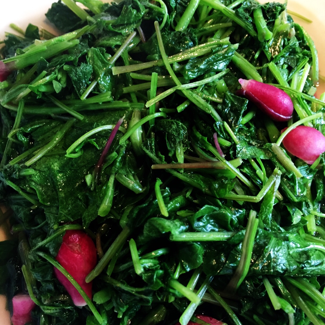 好呷鬼一枚做的炒萝卜叶