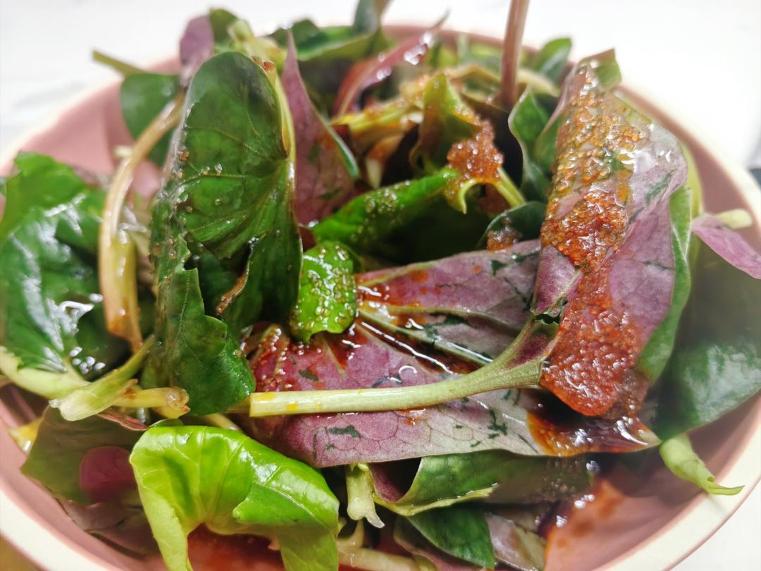 家庭简易版凉拌折耳根