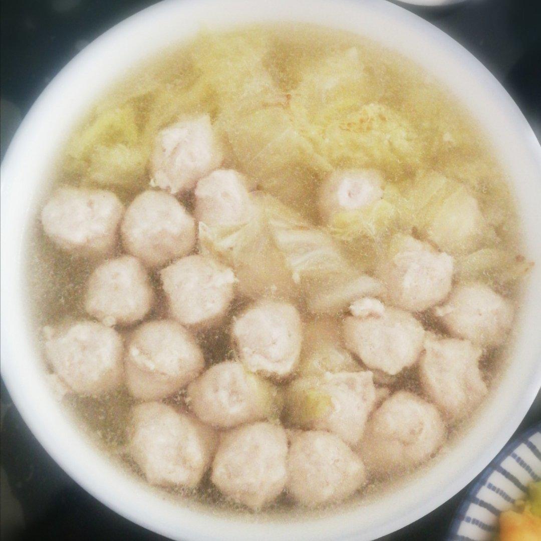 生汆丸子