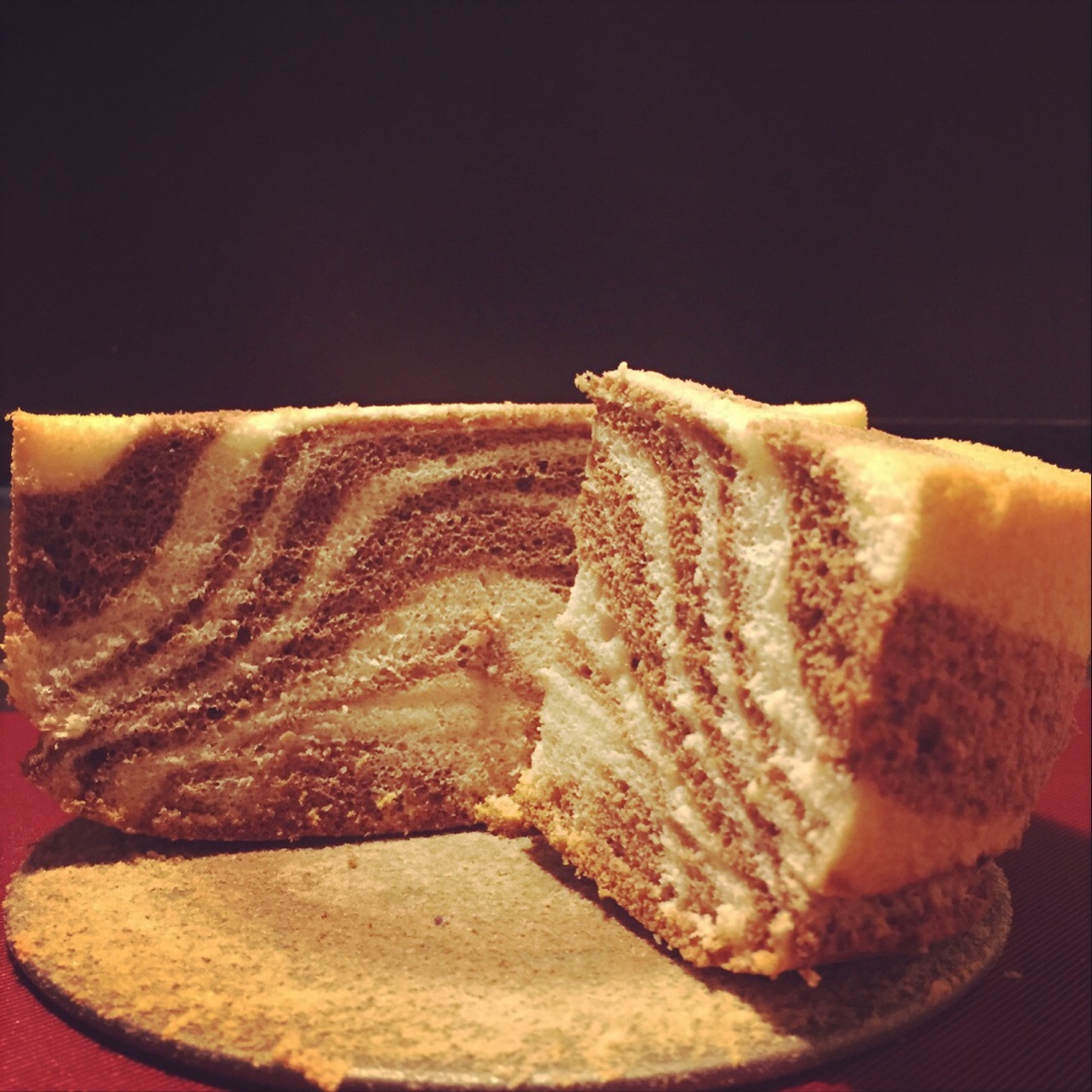 双色拉花戚风蛋糕