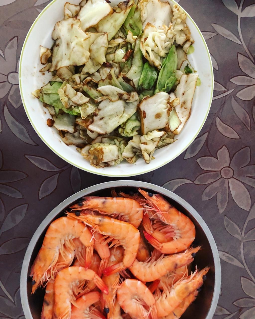 阿婆手撕包菜