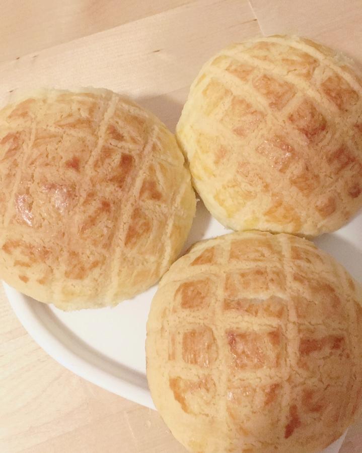 好吃到炸裂的港式菠萝包（附带制作酥皮的小视频）