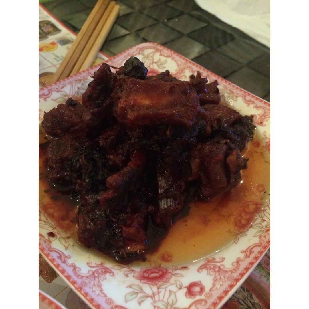红腐乳烧排骨