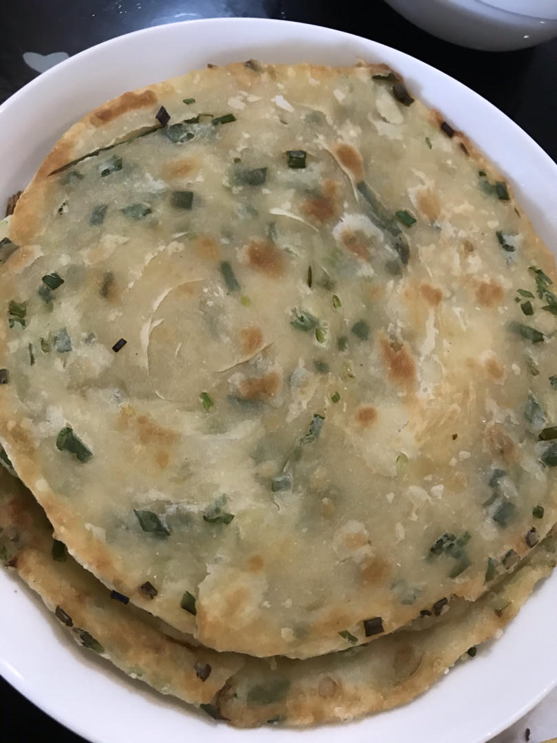 家常鸡蛋葱油饼 凉了也不硬 外酥里软 媲美早餐店 附细节视频详解