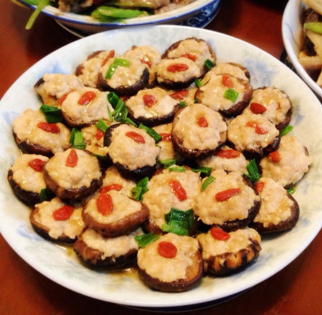 豆腐肉末酿香菇