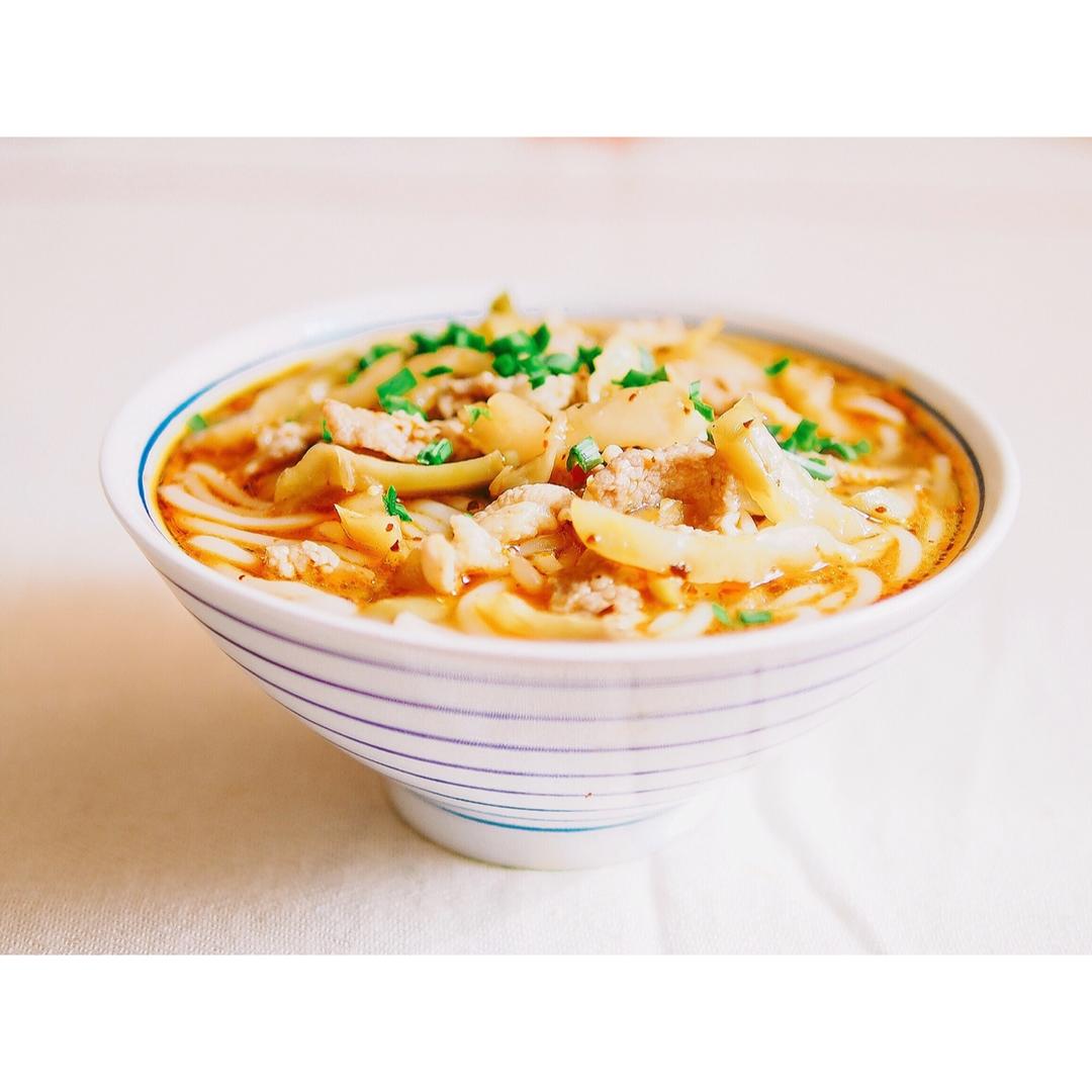 榨菜肉丝面（米线）