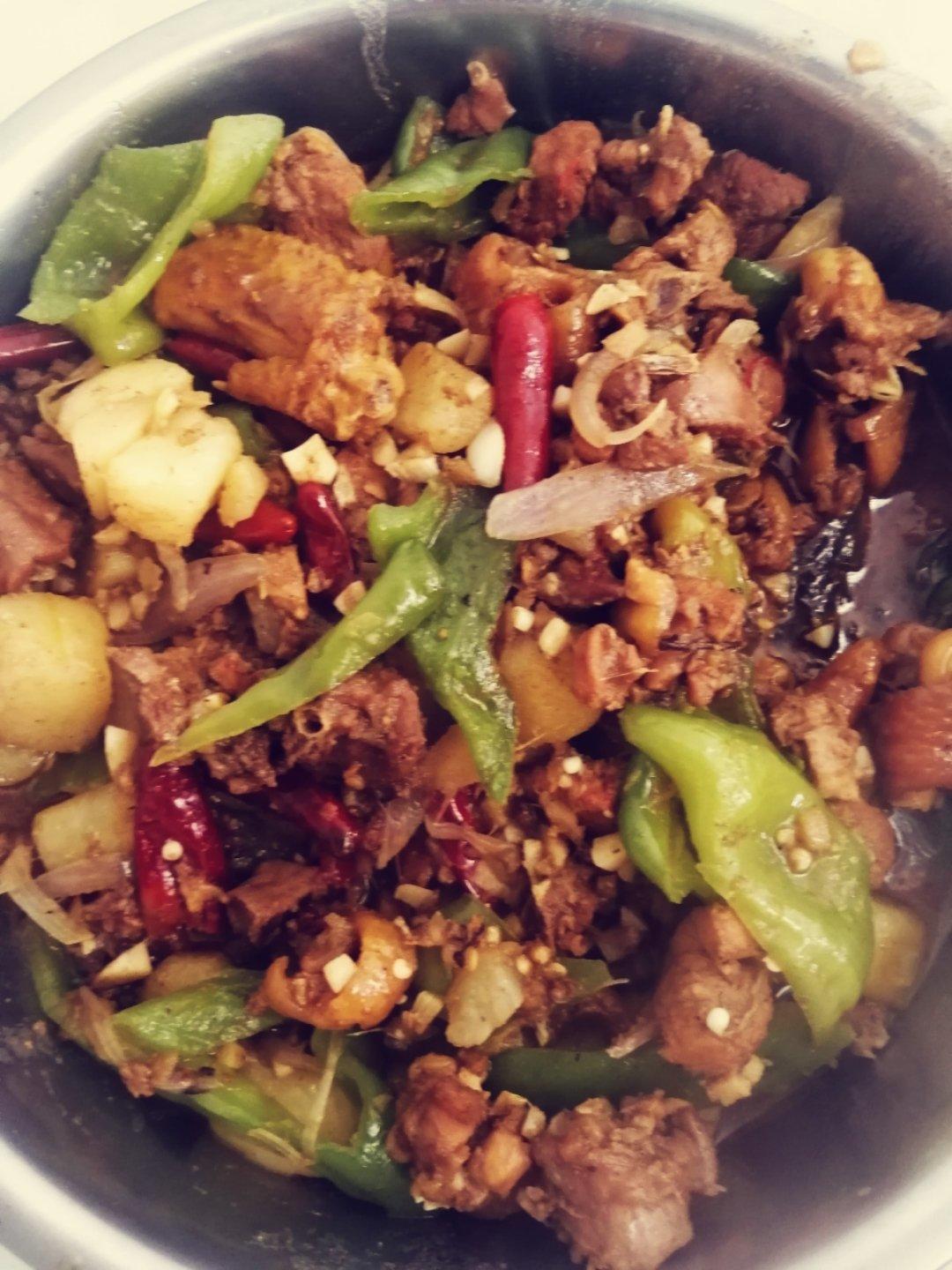 新疆沙湾大盘鸡