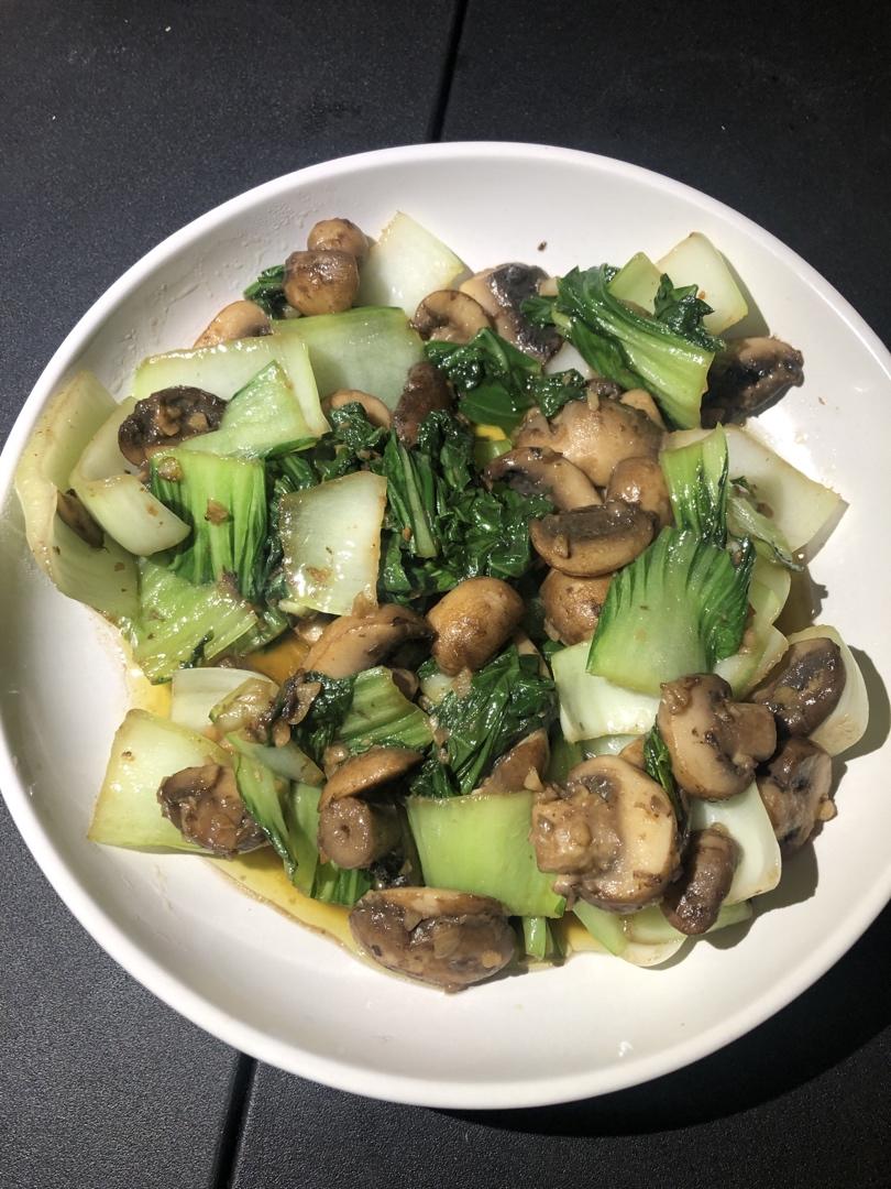 青菜炒蘑菇