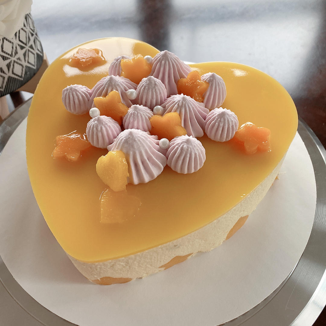 8寸芒果慕斯镜面蛋糕