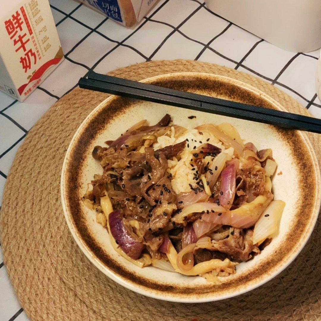 肥牛饭