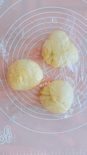 超软糯的淡奶油版吐司「面包机揉面版」的做法 步骤7
