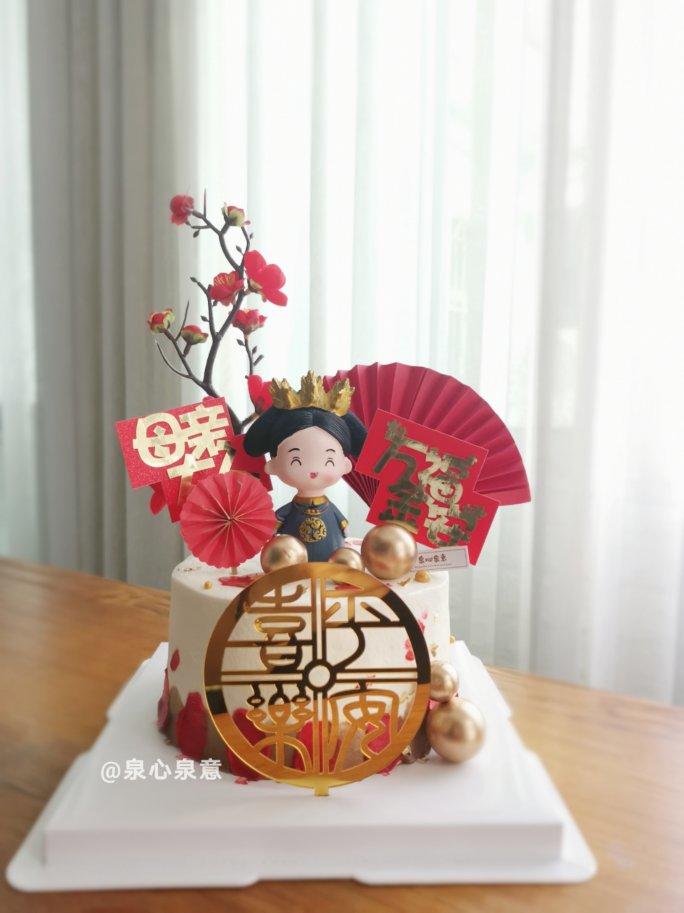 磕蛋糕的日子里……