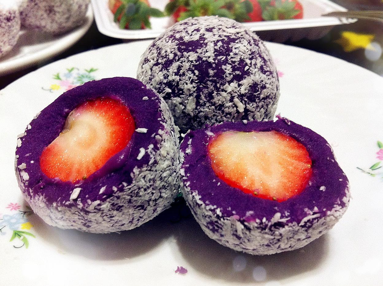 草莓椰蓉紫薯球