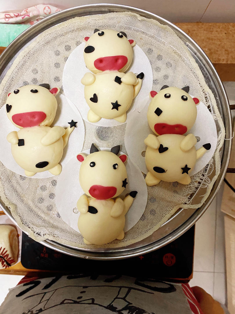 yolooo做的牛气冲天奶牛馒头