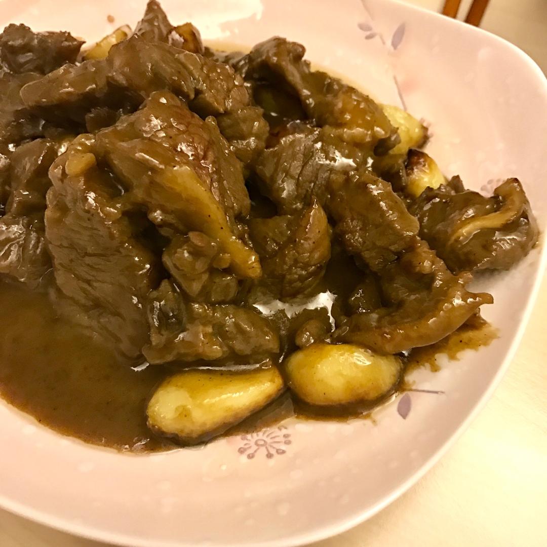 黑蒜子牛肉粒