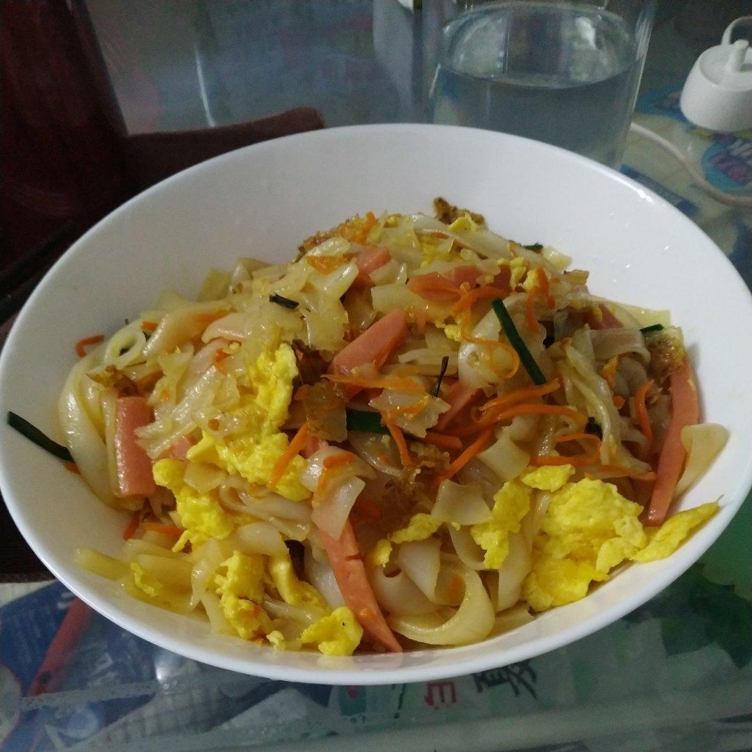 炒河粉
