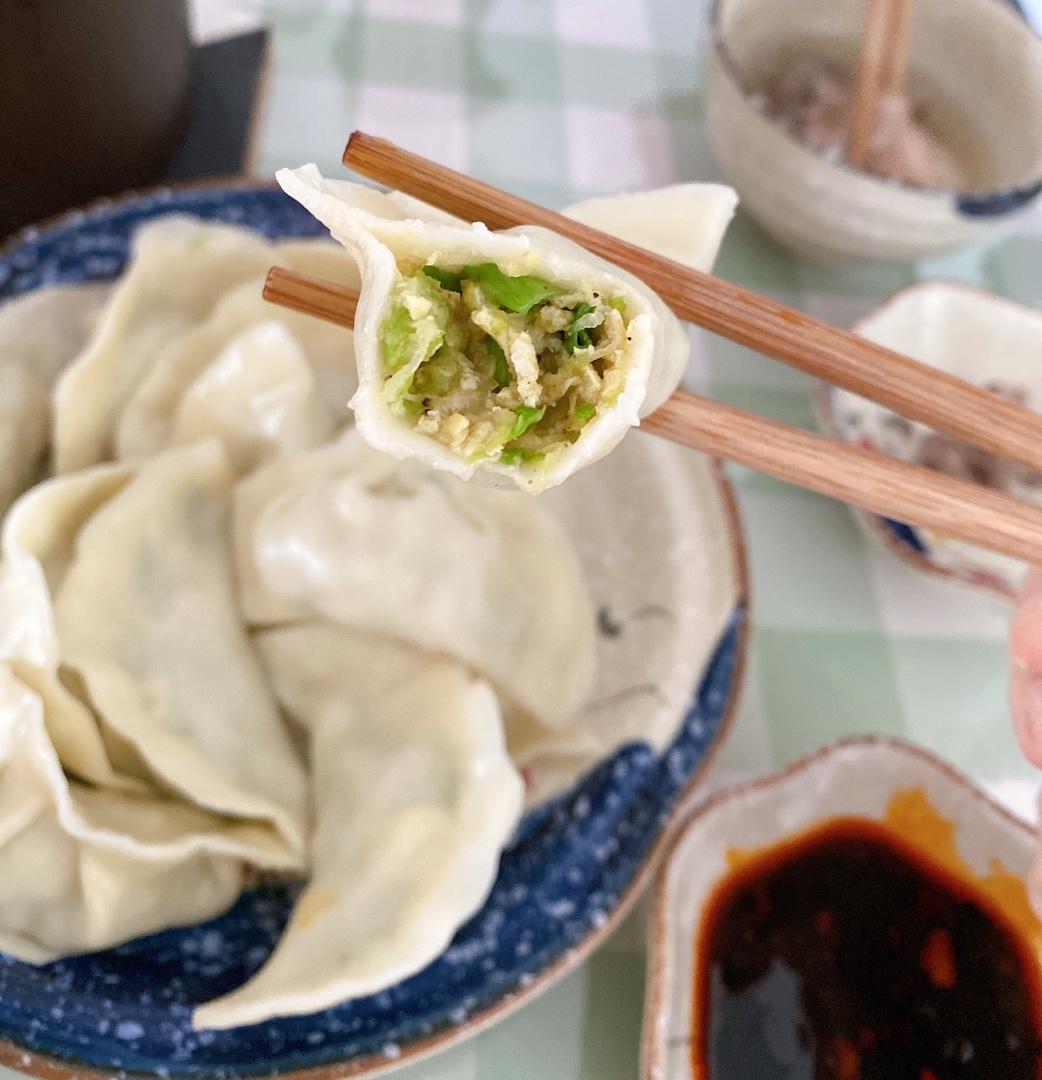 西葫芦鸡蛋虾仁三鲜饺子