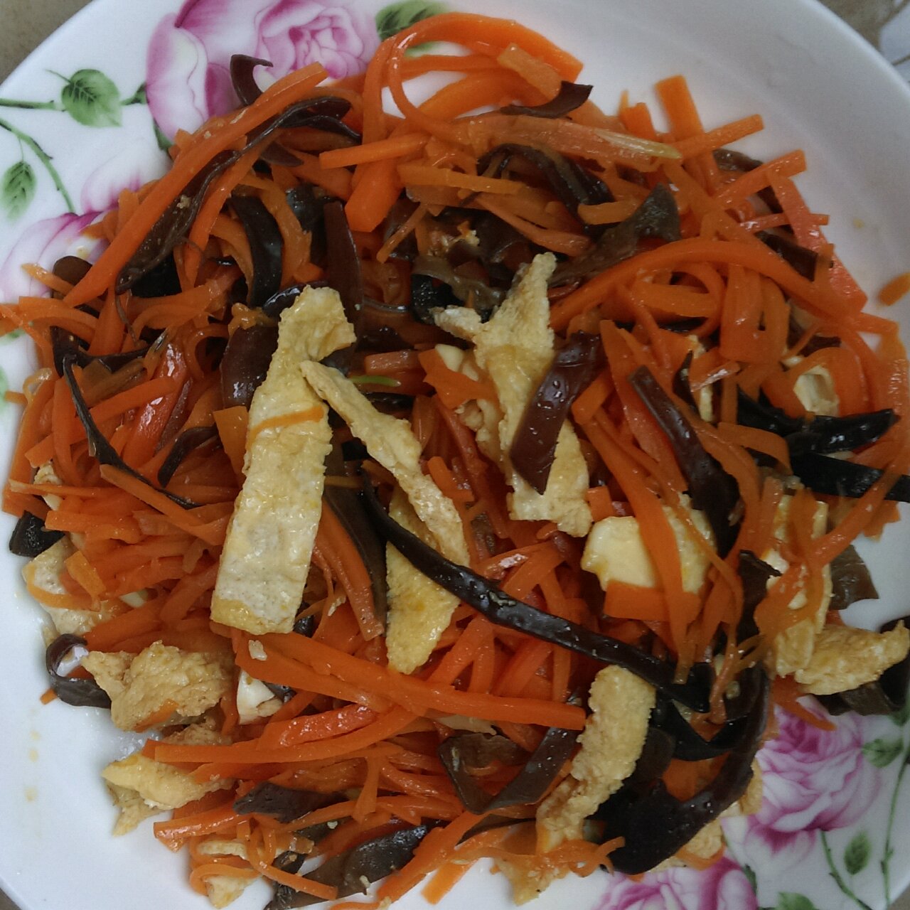 苦瓜木耳炒鸡蛋
