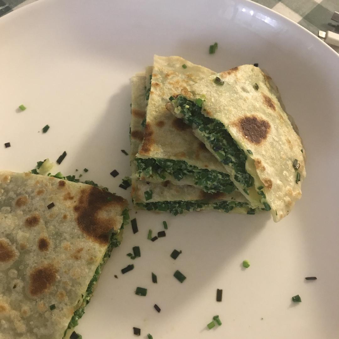 方便好吃到尖叫的大韭菜饼（比其他韭菜盒子都好吃）