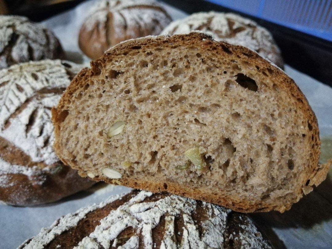 40%全麦蔓越莓软欧面包B27