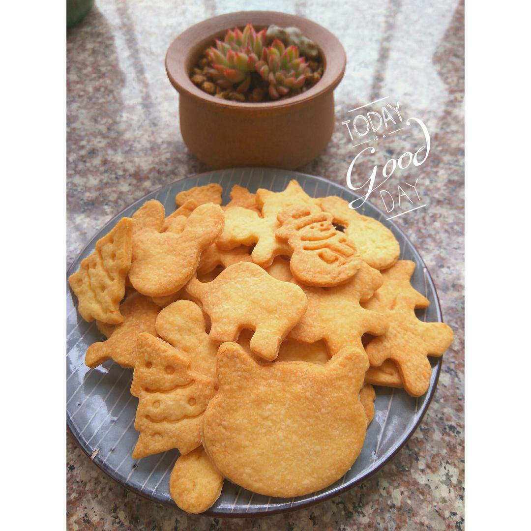 牛奶饼干