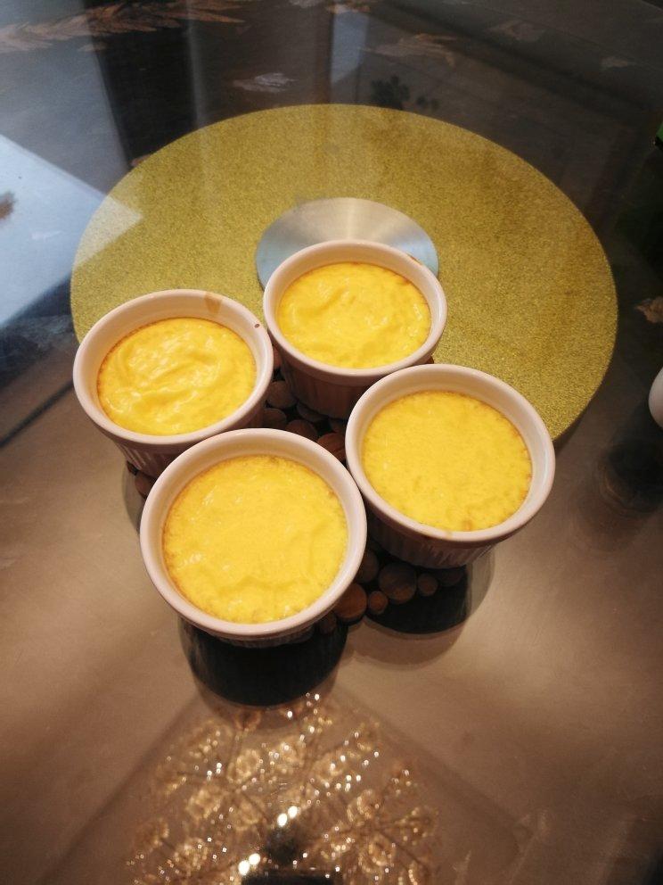 牛奶鸡蛋布丁烤箱版
