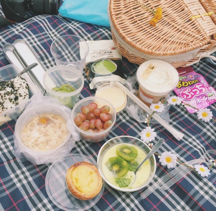 只要有野餐的气氛足够> <