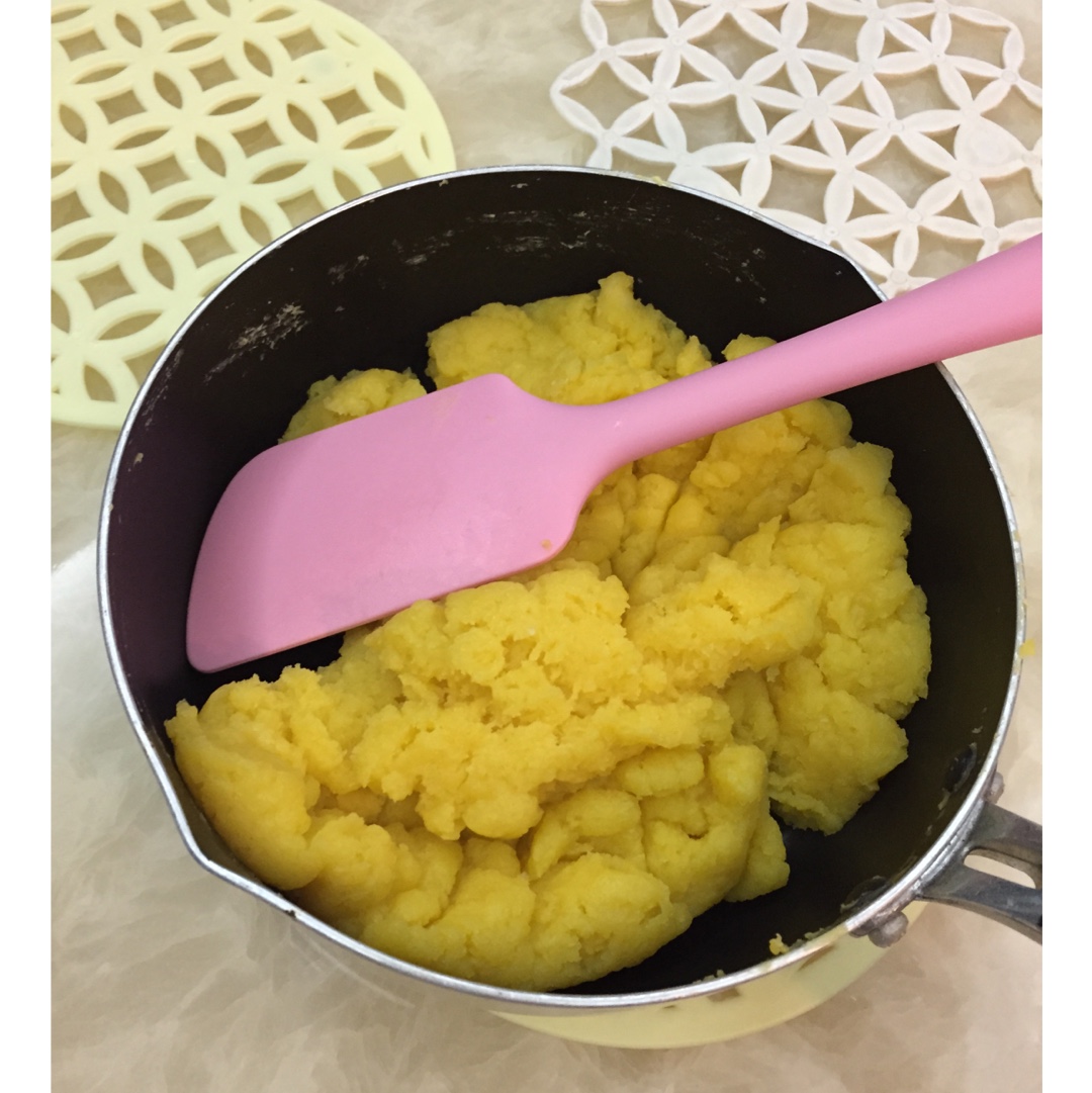 奶黄馅儿和奶黄包