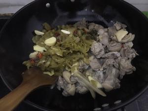 海带酸菜老鸭汤的做法 步骤8