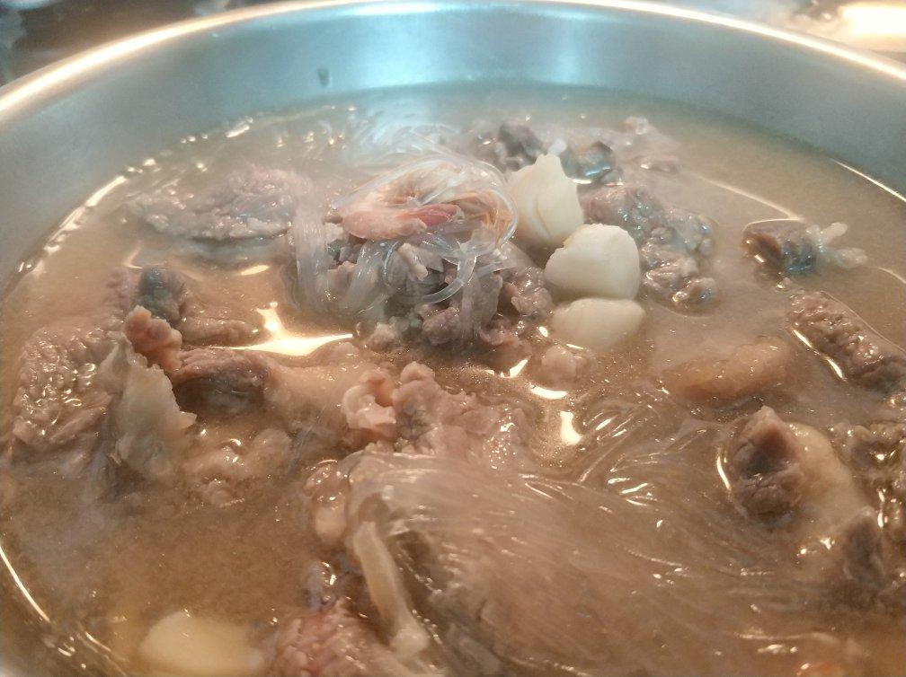 干了这碗牛肉粉丝汤