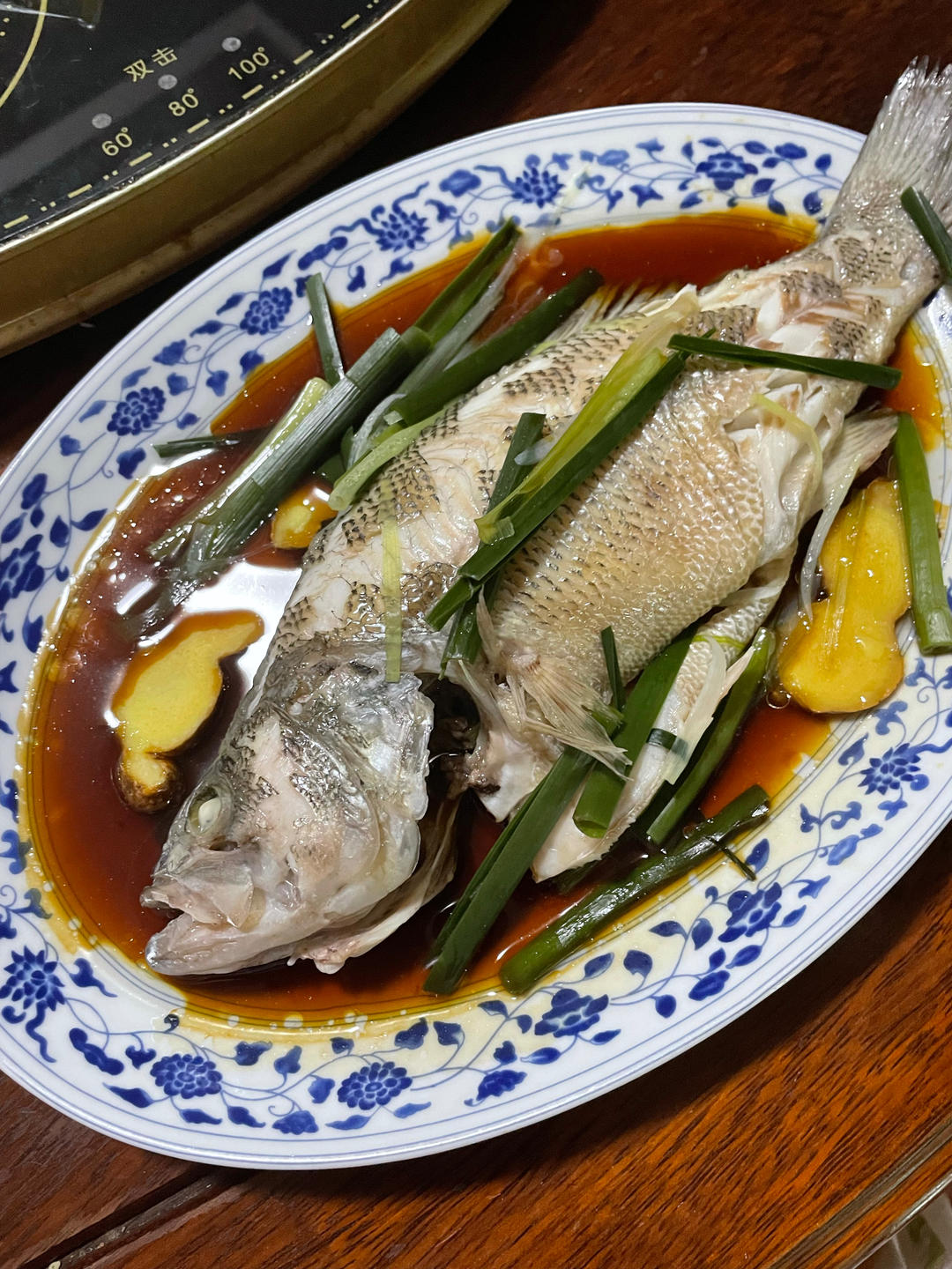 10分钟做 清蒸鲈鱼 （附切鱼图解）