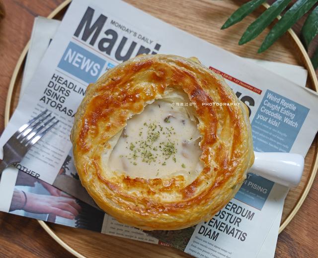 酥皮奶油蘑菇汤🥣的做法