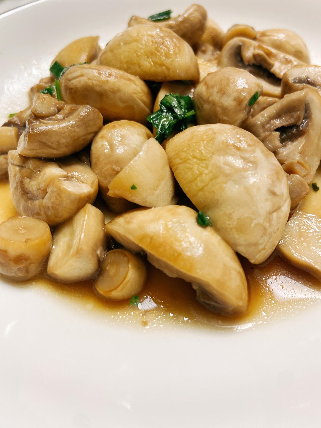 一口难忘的鲜香蘑菇🍄