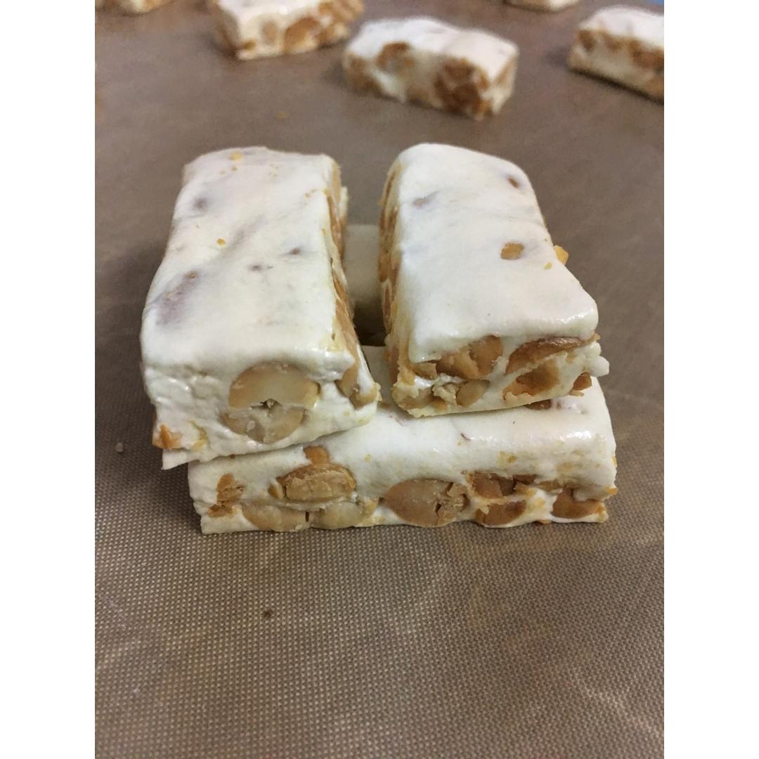 超详细TIPS—自制超美味牛轧糖（熬糖版），秒杀棉花糖版