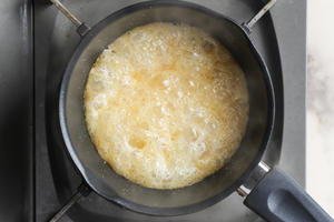 海盐焦糖磅蛋糕——松下厨师机HKM200的做法 步骤3