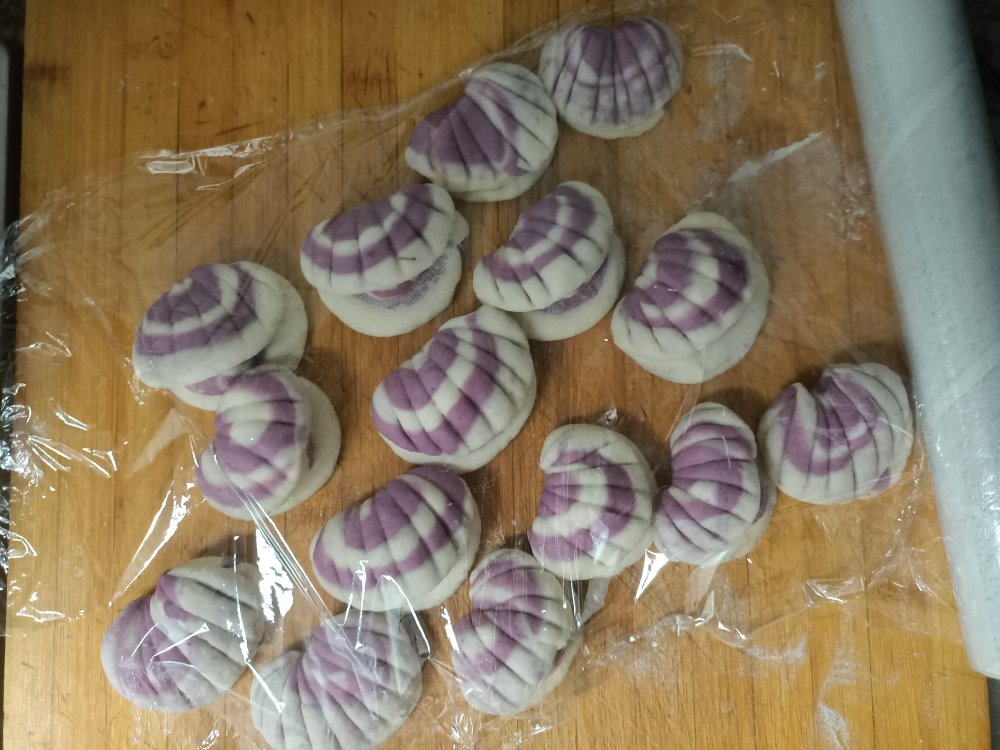 紫薯贝壳馒头