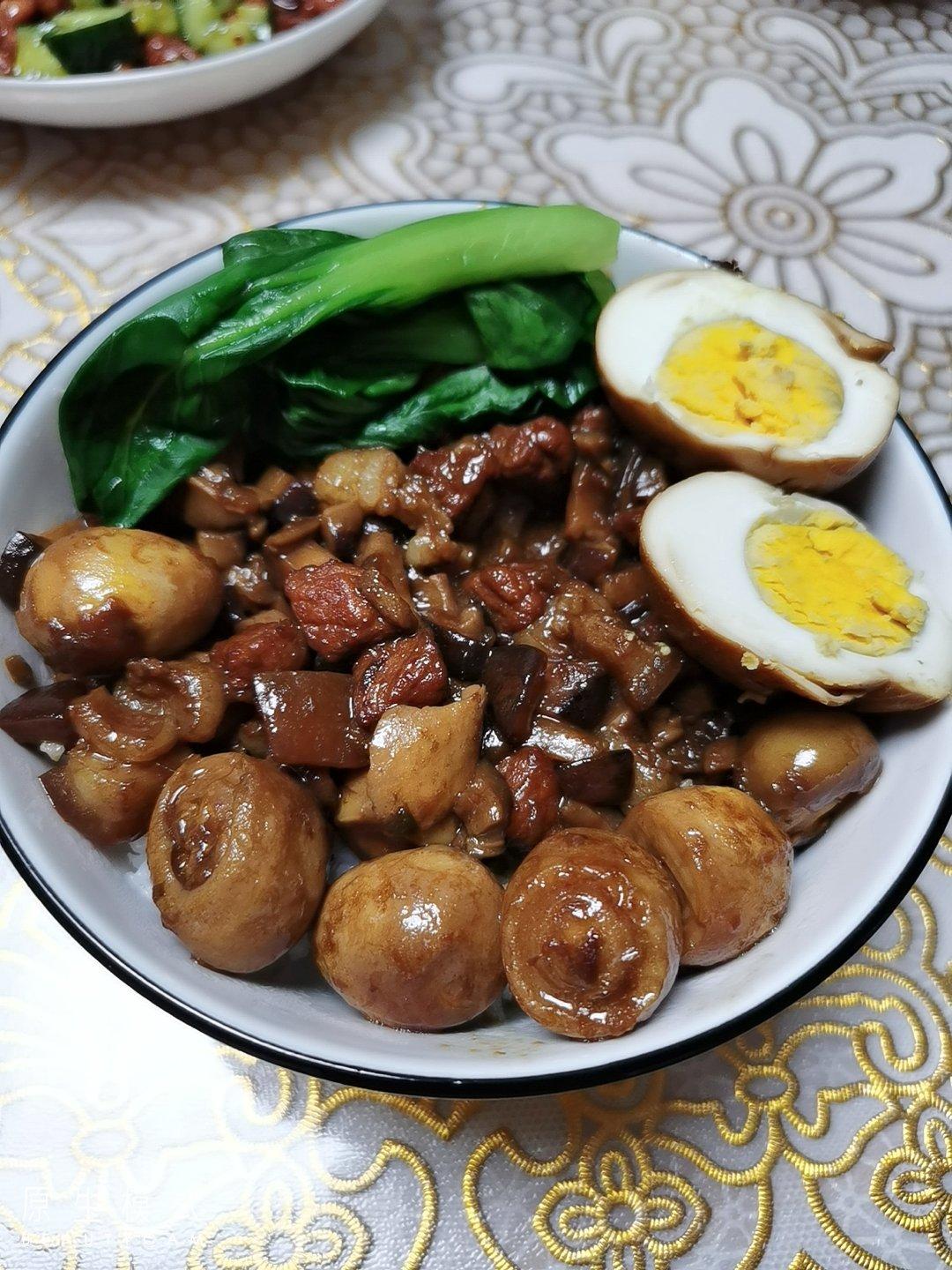 洋葱酥卤肉饭