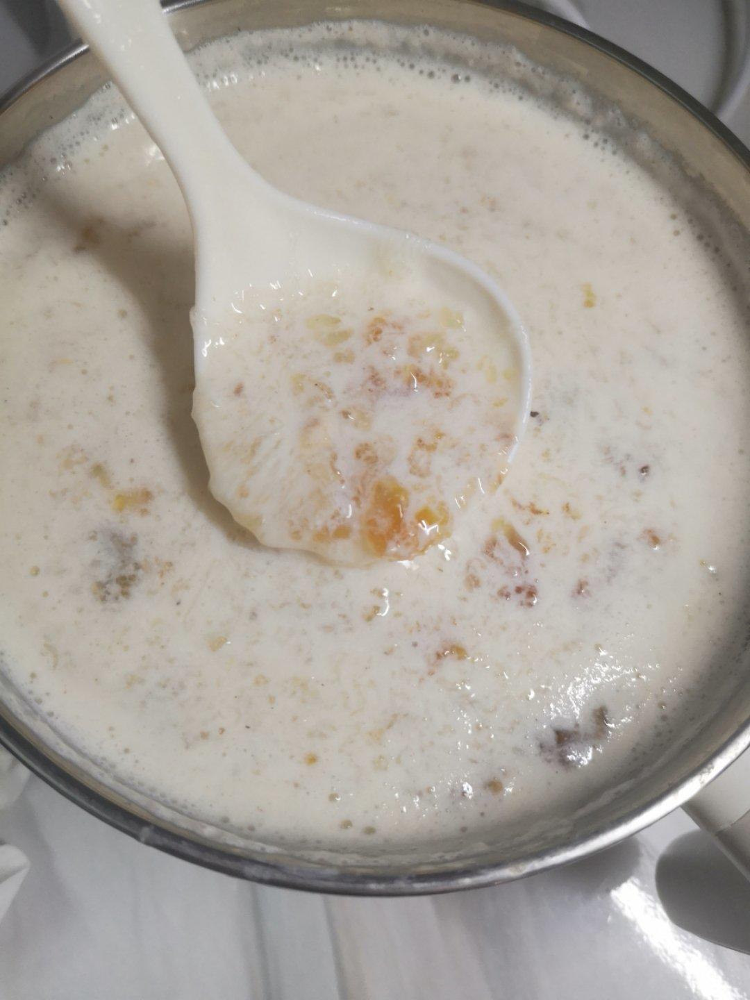 牛奶炖桃胶