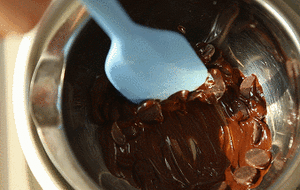 【棉花糖热巧克力】的做法 步骤1
