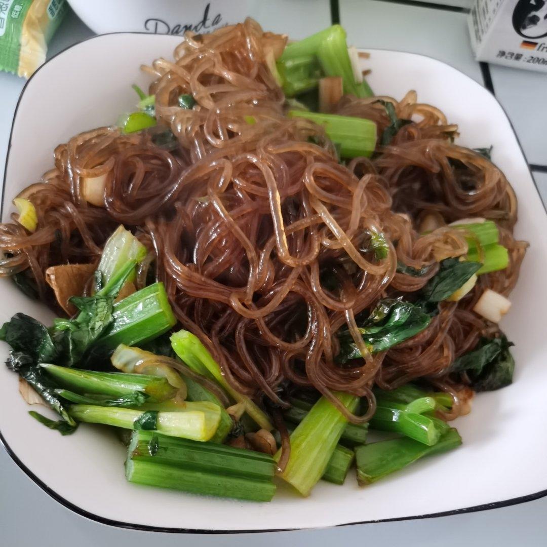 香芹炒粉丝