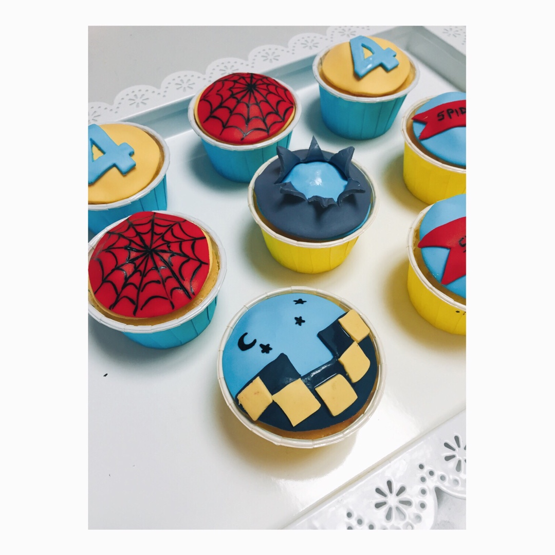 Jy's royalicing cookies