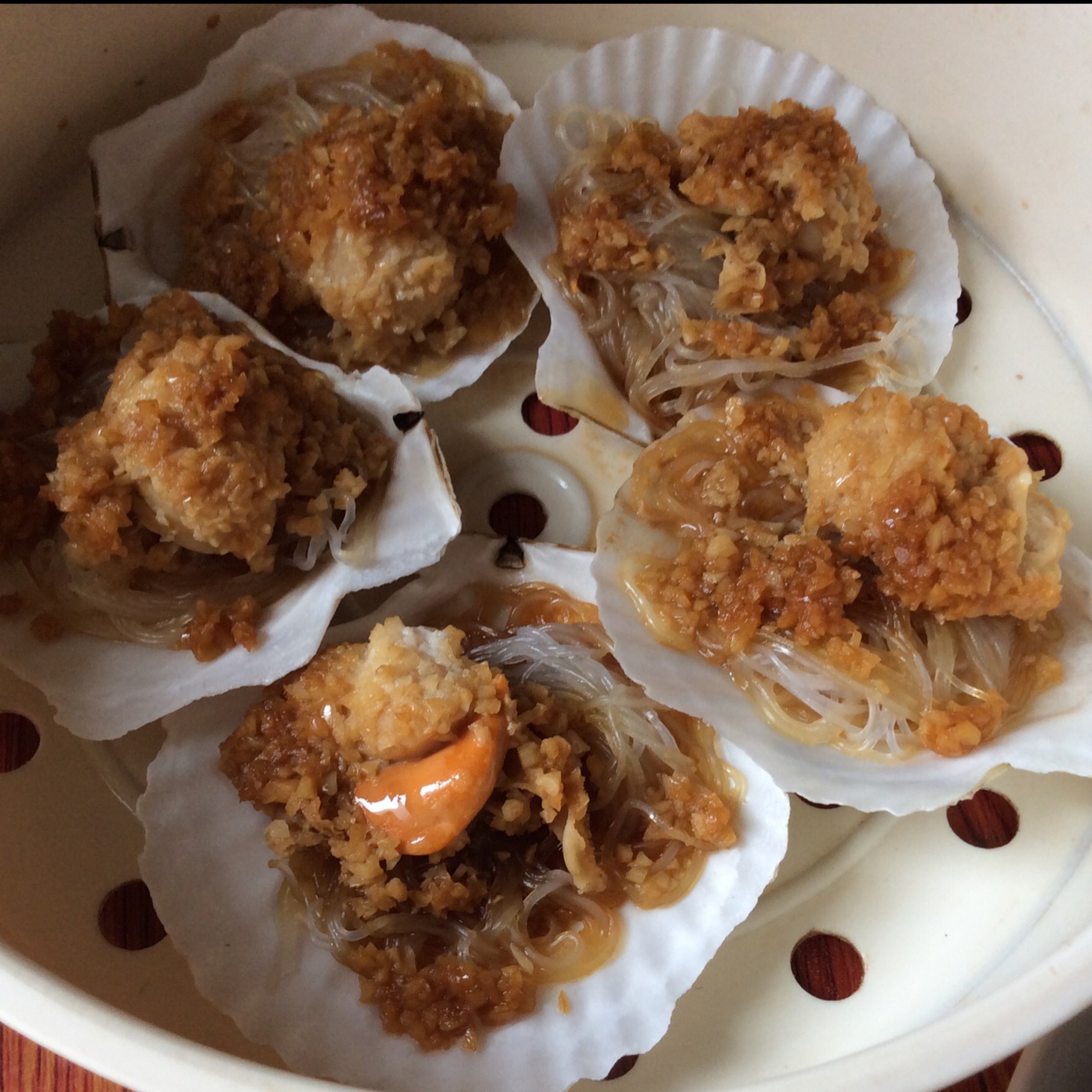 蒜蓉粉丝蒸扇贝