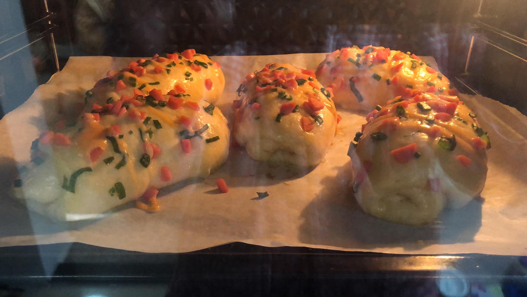 香葱火腿肉松面包