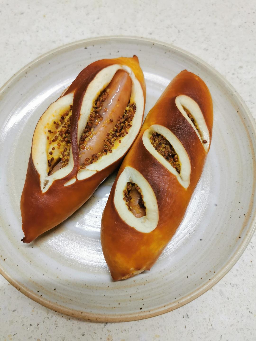 原味（抹茶）2款奶酥馅德式碱水面包｜一次搞定两种口味｜高颜值｜快手｜免手套膜｜免发酵