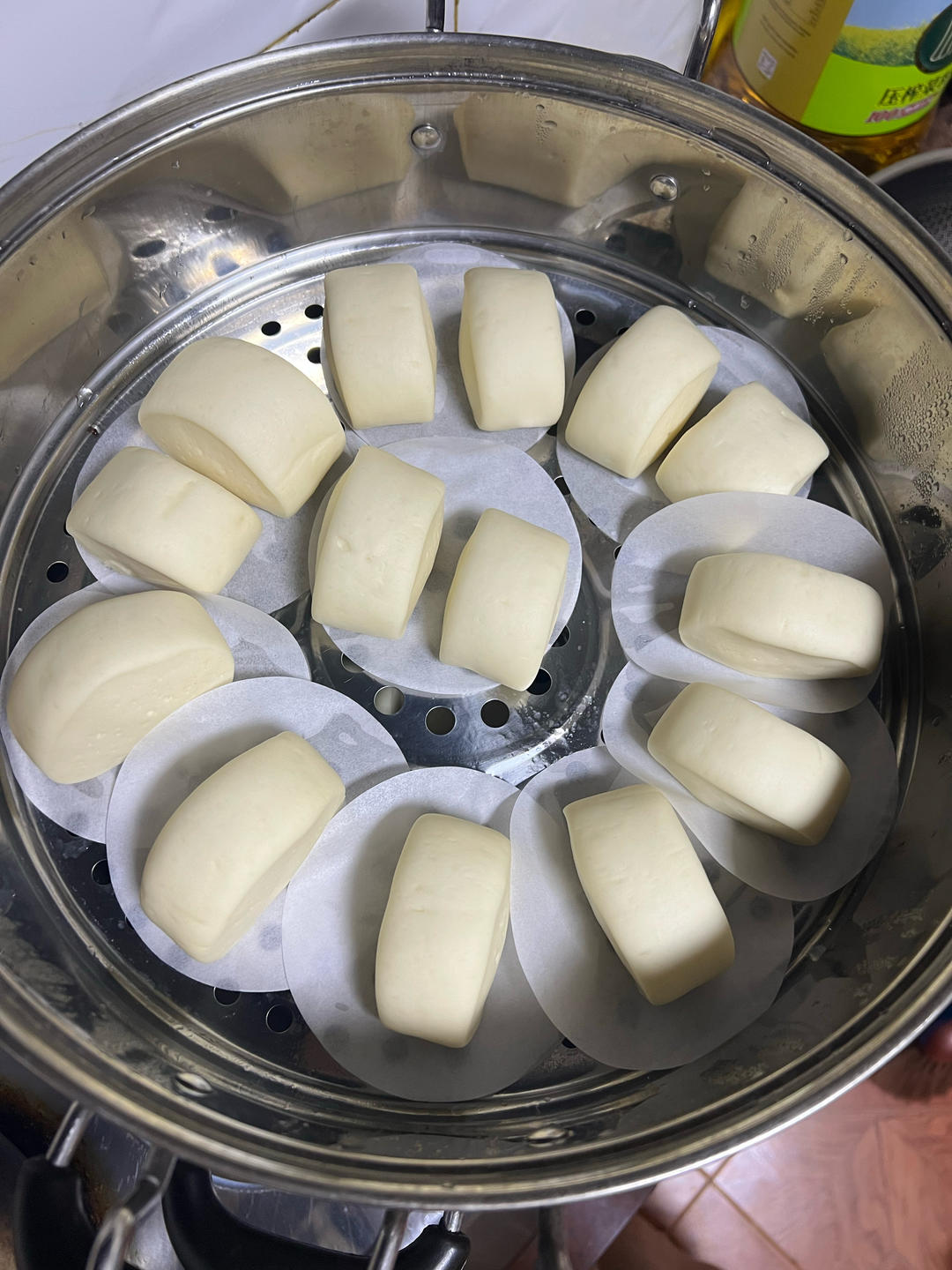一发奶香小馒头，口感特别好！