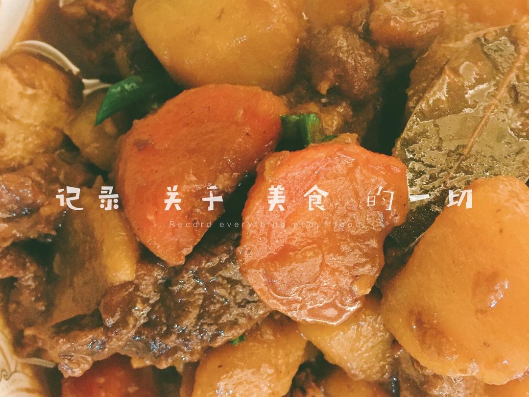 沙沙土豆胡萝卜炖牛肉