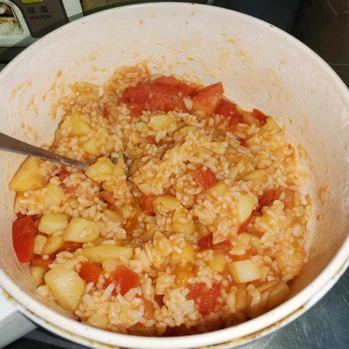 超级简单的西红柿烩饭