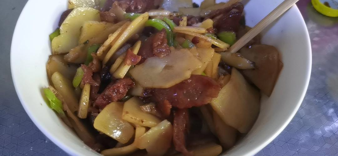 香肠土豆片～欲罢不能
