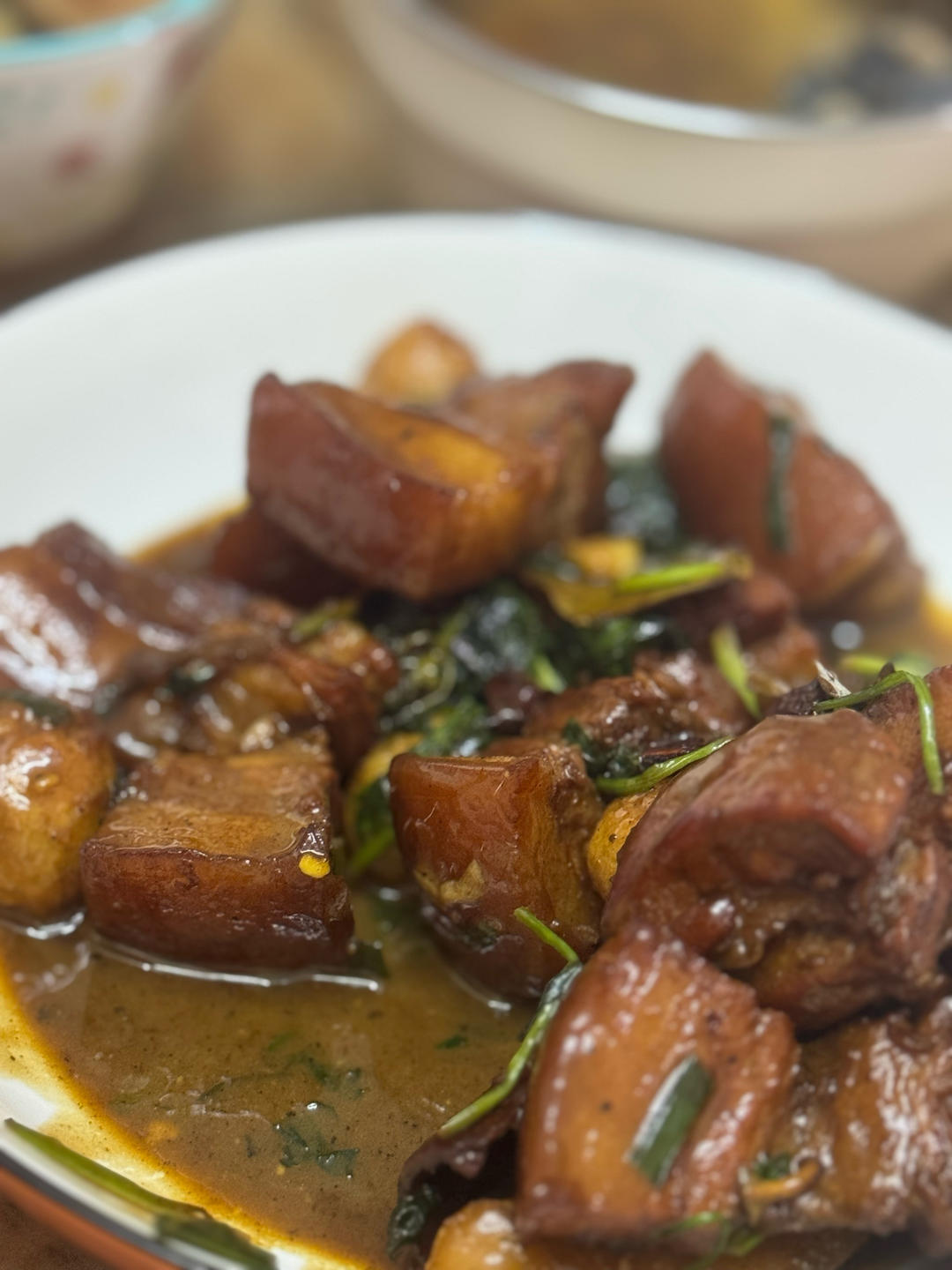 今天这个鹌鹑蛋红烧肉 简直不要太下饭了